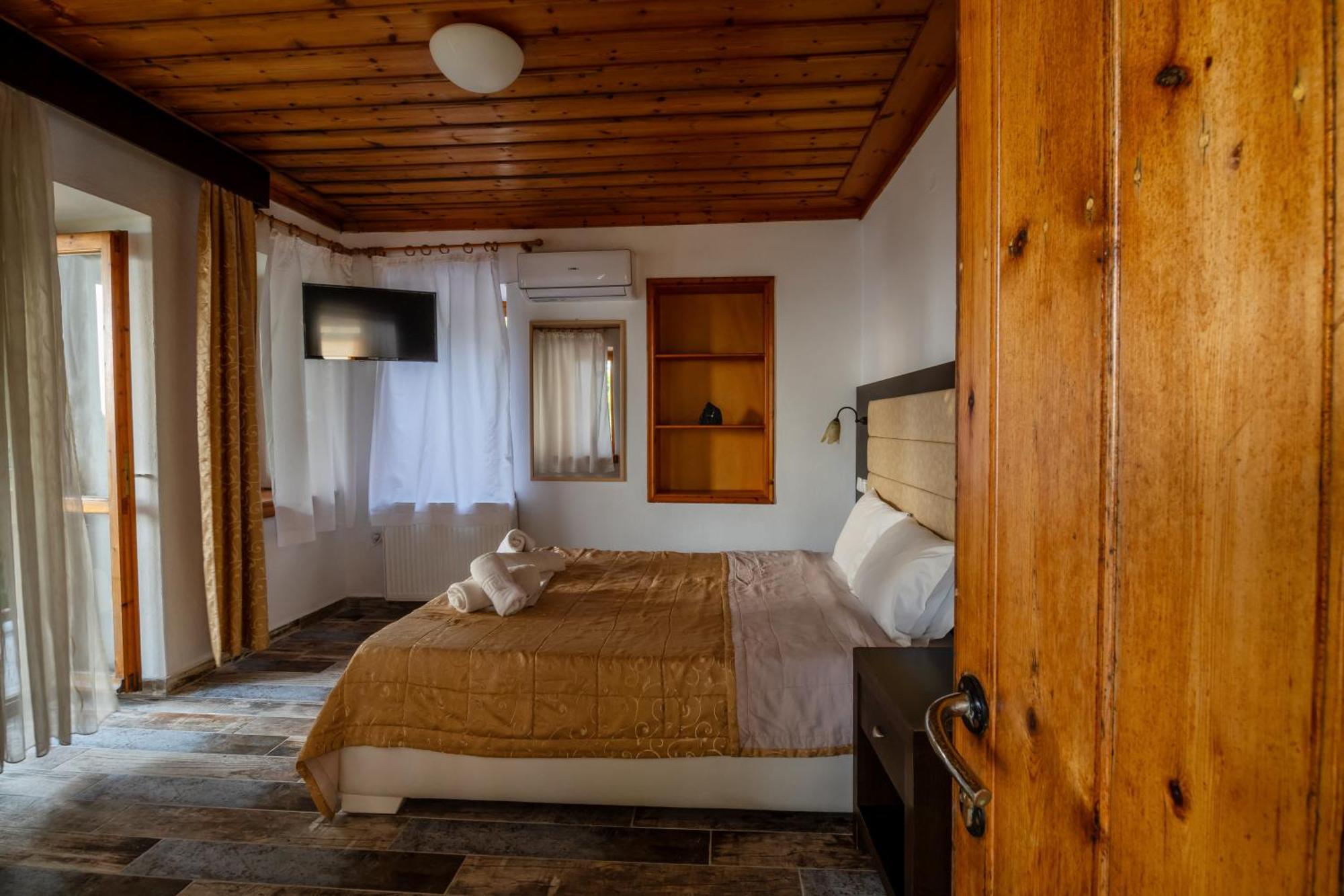 Hotel Kókkinon Nerón Buitenkant foto