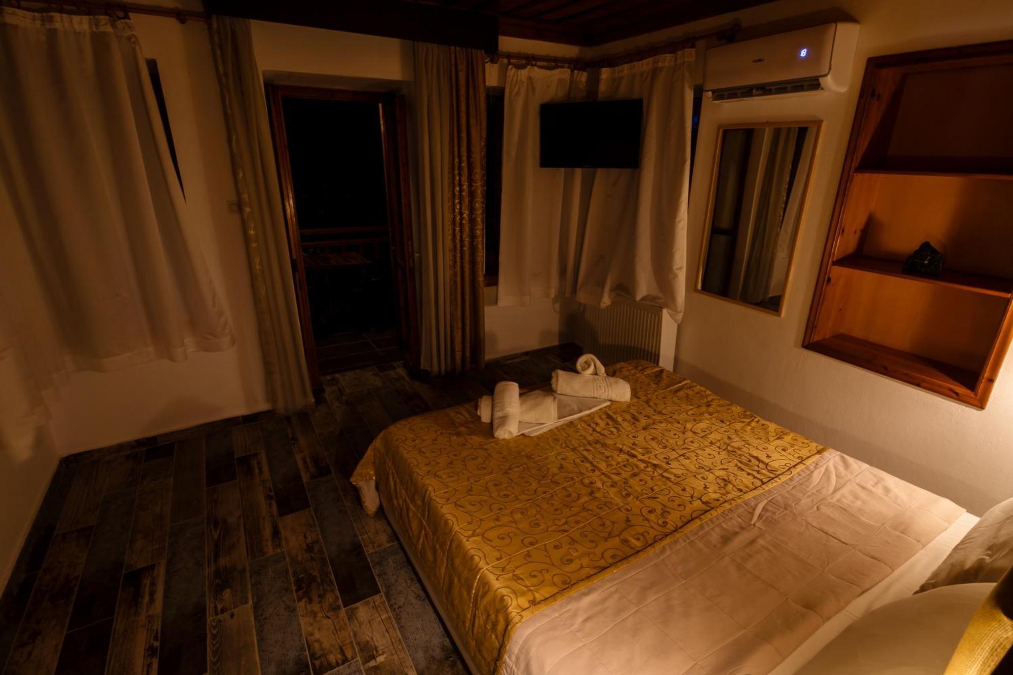 Hotel Kókkinon Nerón Buitenkant foto