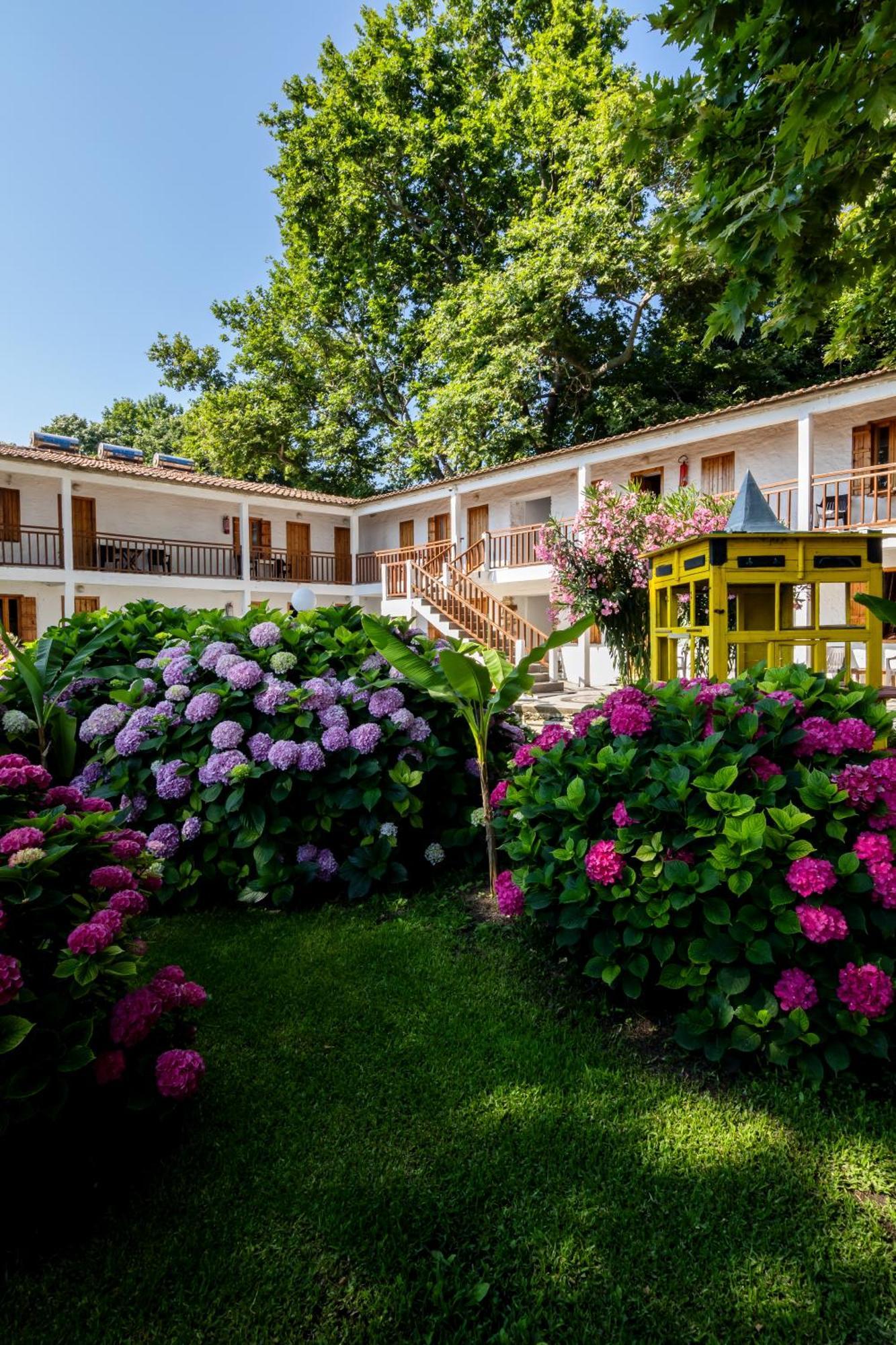 Hotel Kókkinon Nerón Buitenkant foto