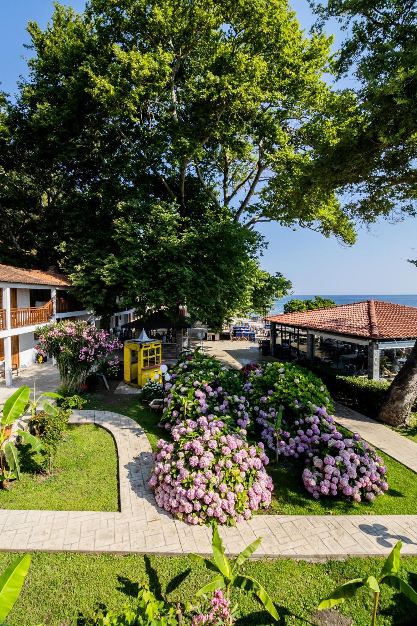 Hotel Kókkinon Nerón Buitenkant foto
